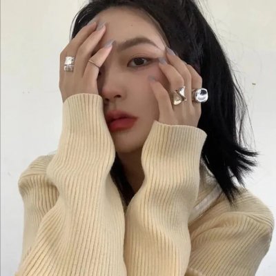《戴维达丝》